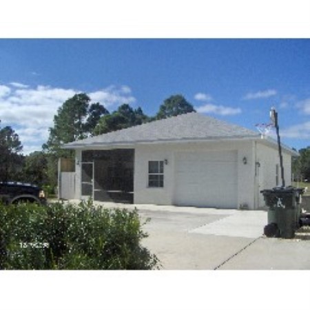 Dog Kennels in N Port, Florida
