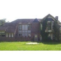 Livingston Castle Pet Motel, Grooming & Training Livingston Texas Logo 